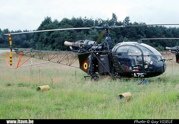 Pierre GILLARD: Aéronefs : Alouette II Astazou &emdash; A75-030142