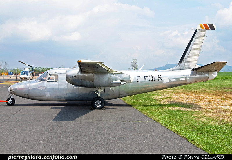 Pierre GILLARD: AeroCommander C-FQLR &emdash; 003385