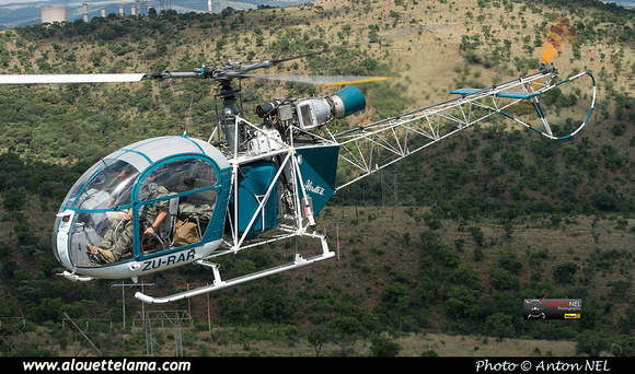 Pierre GILLARD: South Africa - Private Helicopters &emdash; 030169