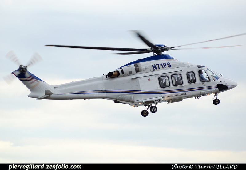 Pierre GILLARD: U.S.A. - Private Helicopters - Hélicoptères privés &emdash; 2015-509488