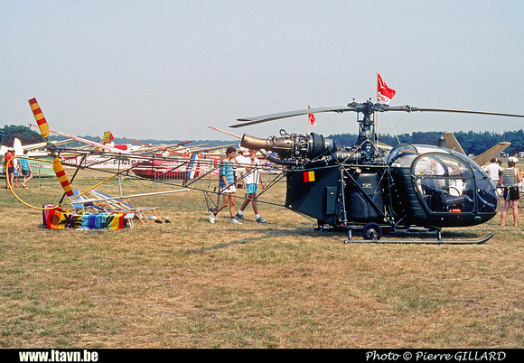 Pierre GILLARD: Aéronefs : Alouette II Astazou &emdash; A46-006458