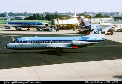 Pierre GILLARD: KLM &emdash; 005740