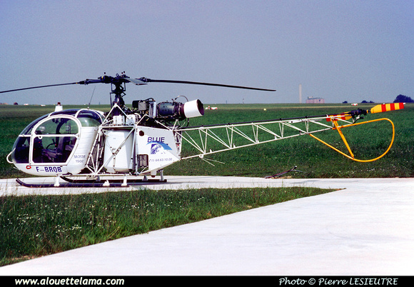 Pierre GILLARD: France - Blue Helicopter Company &emdash; 006180