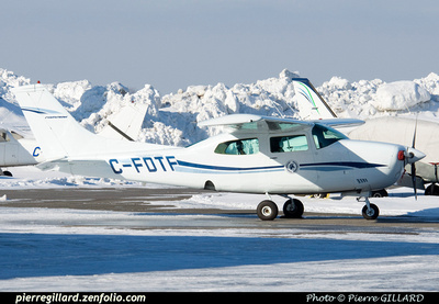 Pierre GILLARD: Private Aircraft - Avions privés : Canada &emdash; 2015-320868