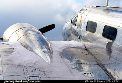 Pierre GILLARD: Beechcraft 18 CF-ZWY-X &emdash; 2014-405567