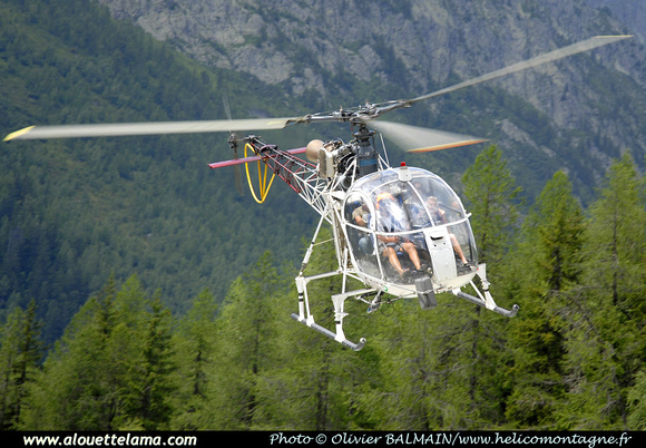 Pierre GILLARD: France - Private Helicopters - Hélicoptères privés &emdash; 003271