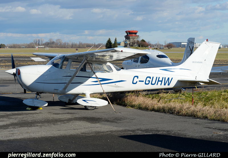 Pierre GILLARD: Private Aircraft - Avions privés : Canada &emdash; 2015-414763