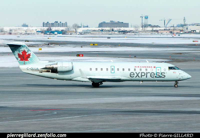 Pierre GILLARD: Air Canada Express &emdash; C-GUJA-2023-904696