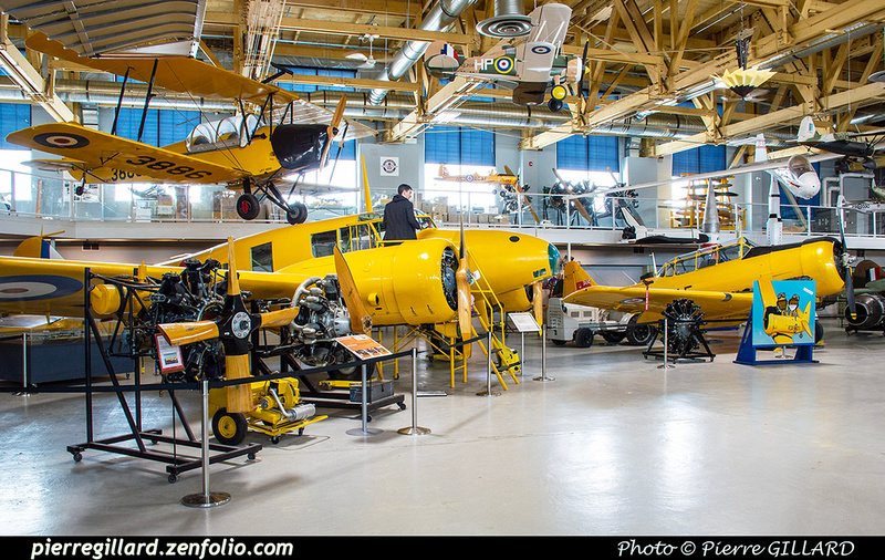 Pierre GILLARD: Canada : The Hangar Flight Museum &emdash; 2023-536800
