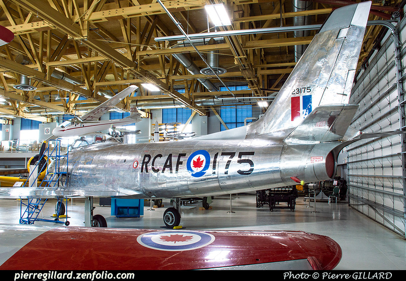 Pierre GILLARD: Canada : The Hangar Flight Museum &emdash; 2023-536907