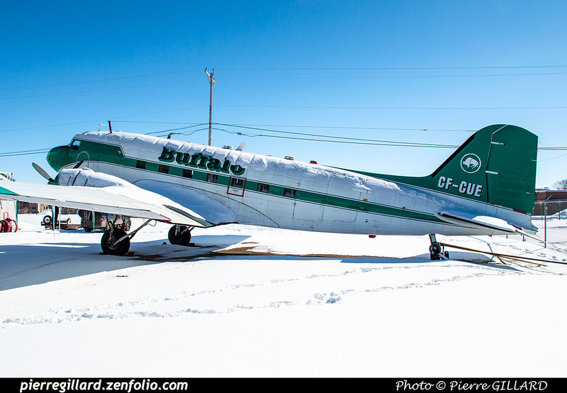 Pierre GILLARD: Douglas DC-3 &emdash; 2023-537592