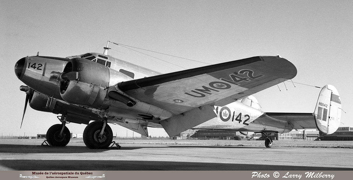 Pierre GILLARD: Archives ARC-RCAF &emdash; 010656