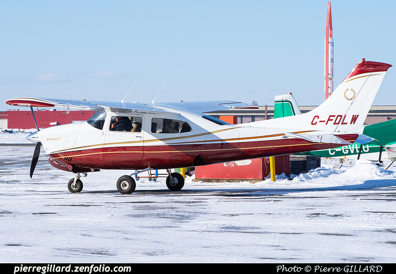 Pierre GILLARD: Private Aircraft - Avions privés : Canada &emdash; 2022-804932