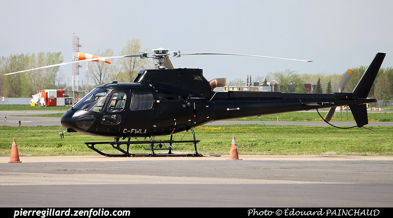 Pierre GILLARD: Canada - Wendake Hélicoptère &emdash; 030688
