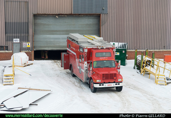 Intervention des pompiers à l'aciérie Maksteel - Saint-Hubert, QC - 16-12-2010