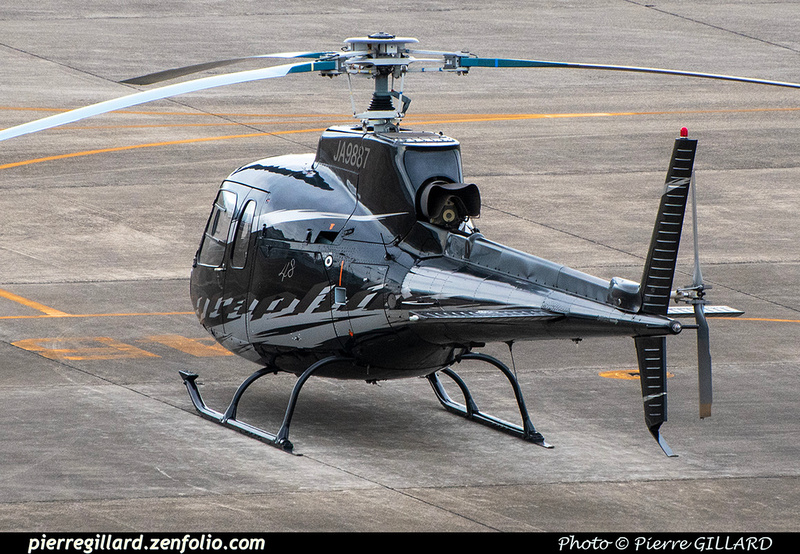 Pierre GILLARD: Japan - Private Helicopters &emdash; 2020-900603