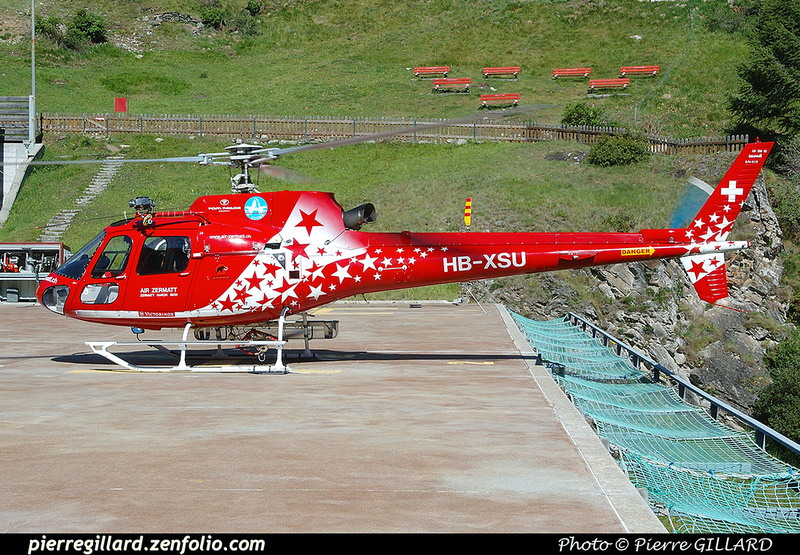 Pierre GILLARD: Air Zermatt - Zermatt Heliport &emdash; 2005-2453
