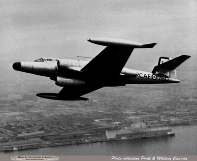 Pierre GILLARD: Avro CF-100 #100760 as Pratt & Whitney Canada JT15 Flying Test Bed &emdash; 010408